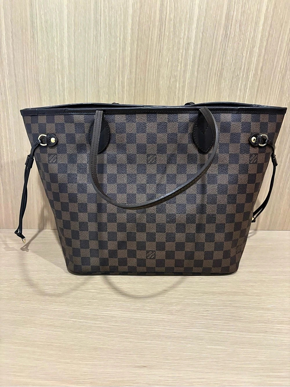 Louis Vuitton Neverfull MM Damier Ebene Tote